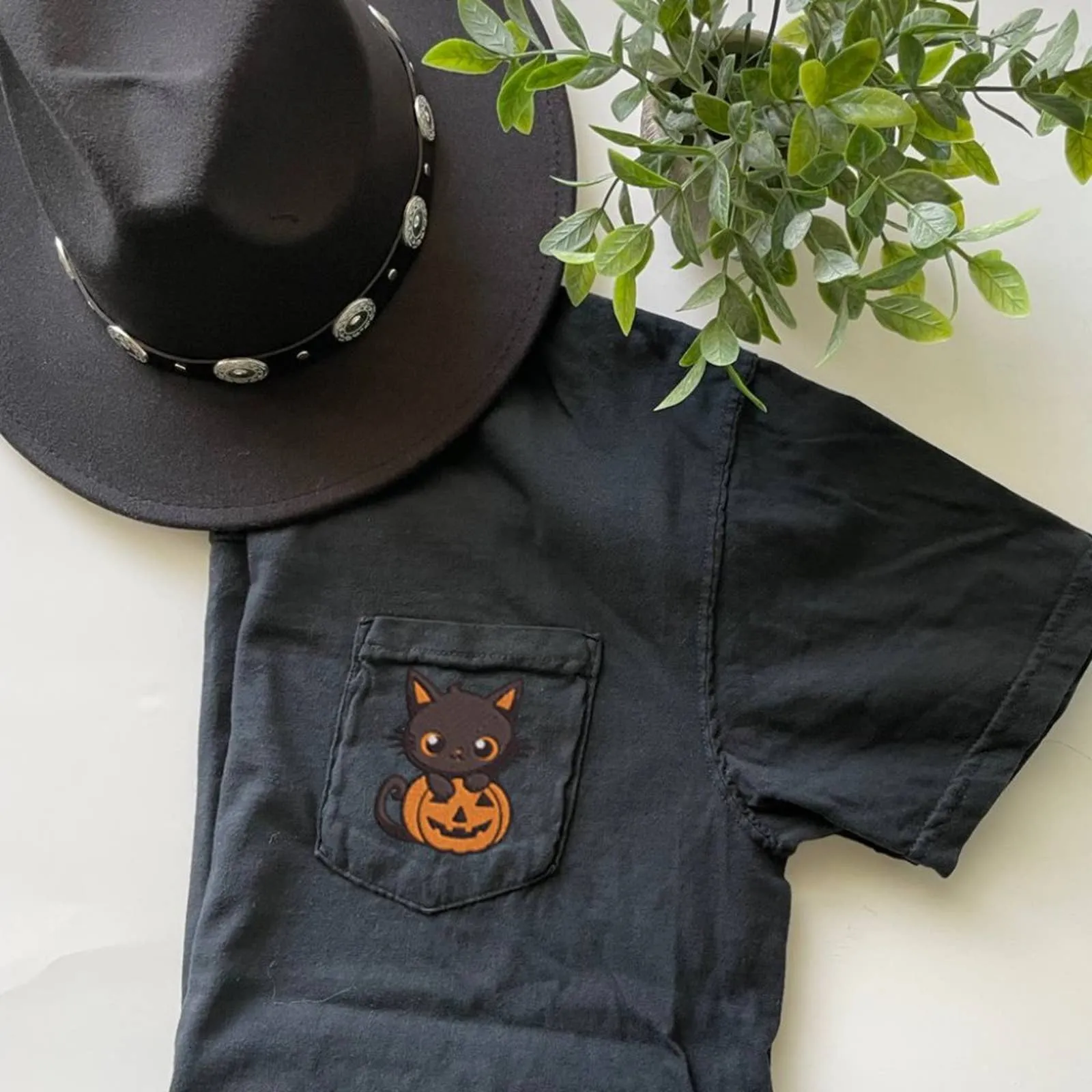 Embroidered Halloween Cute Cat with Pumpkin Pocket T-shirts/Halloween Fall shirt